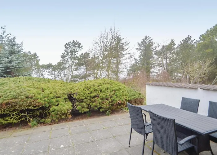 Three-bedroom In Molby