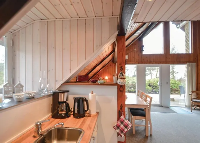Three-bedroom In Dom wakacyjny *