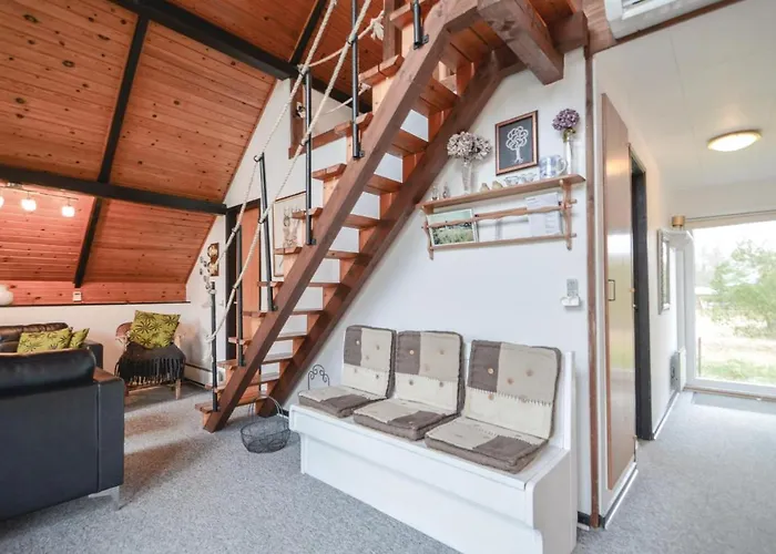 Dom wakacyjny Three-bedroom In *